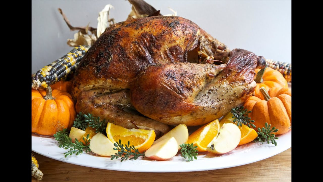 Easy Thanksgiving Turkey
 Easy & Juicy Whole Roasted Turkey