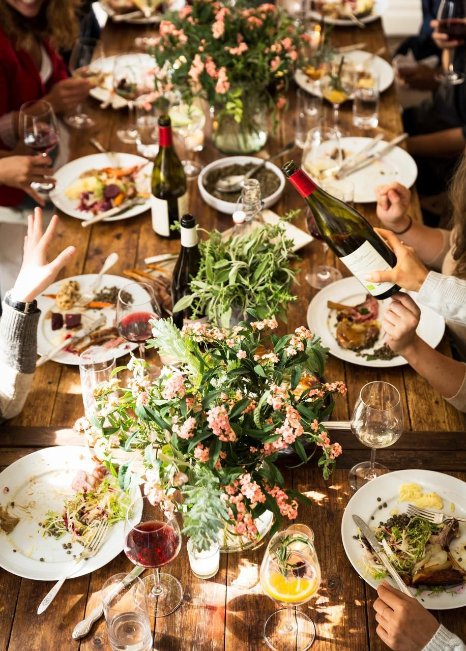 Fall Dinners For A Crowd
 Use these simple tips to easily entertain a crowd