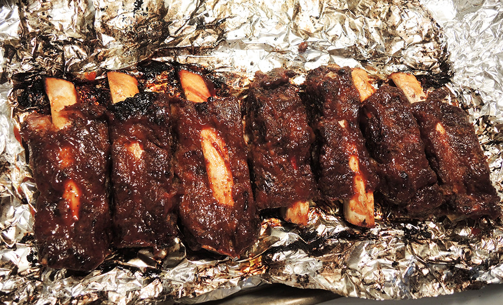 Fall Off The Bone Beef Ribs
 beef ribs in the oven by man fuel