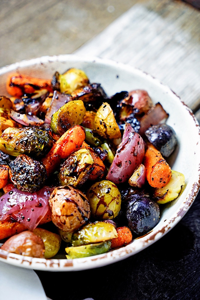 Fall Vegetable Side Dishes
 Easy Roasted Ve ables with Honey and Balsamic Syrup
