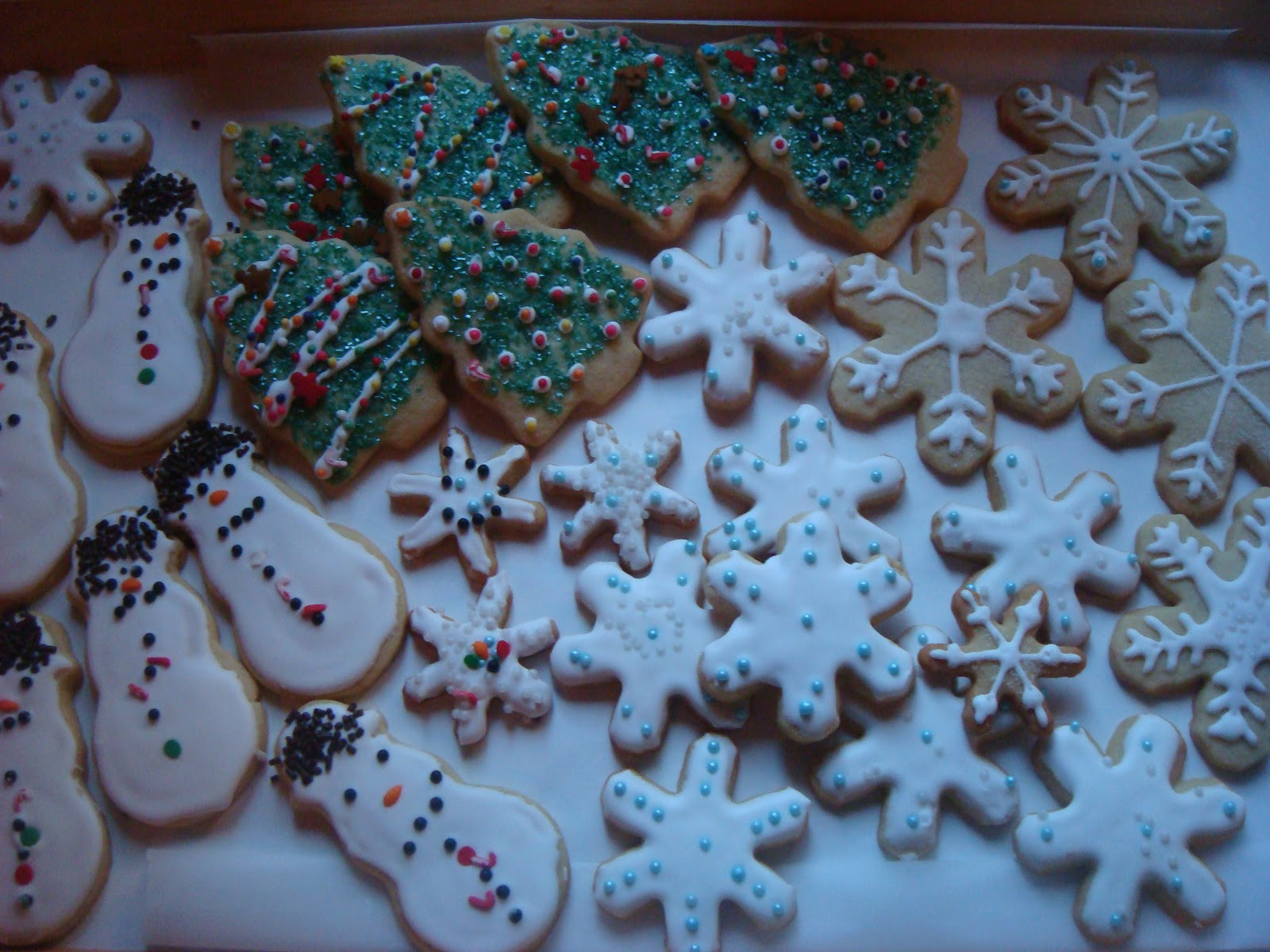 Fancy Christmas Cookies
 fancy treats by jess Fancy Christmas sugar cookies