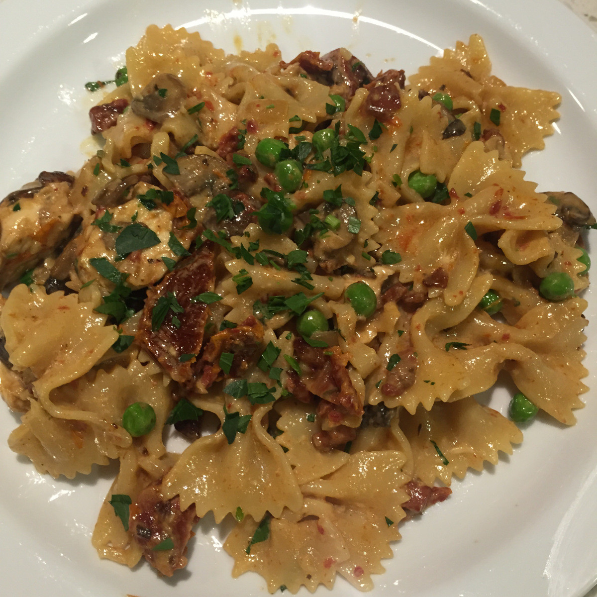 Farfalle With Chicken And Roasted Garlic
 Farfalle with Roasted Chicken and Roasted Garlic… if you