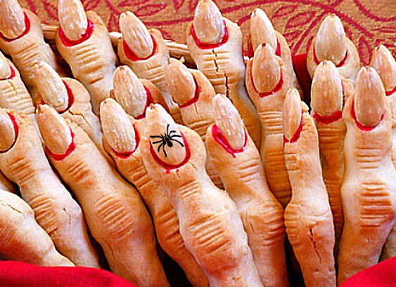 Fingers Cookies Halloween
 11 Creepy Fun Halloween Treats To Make Now