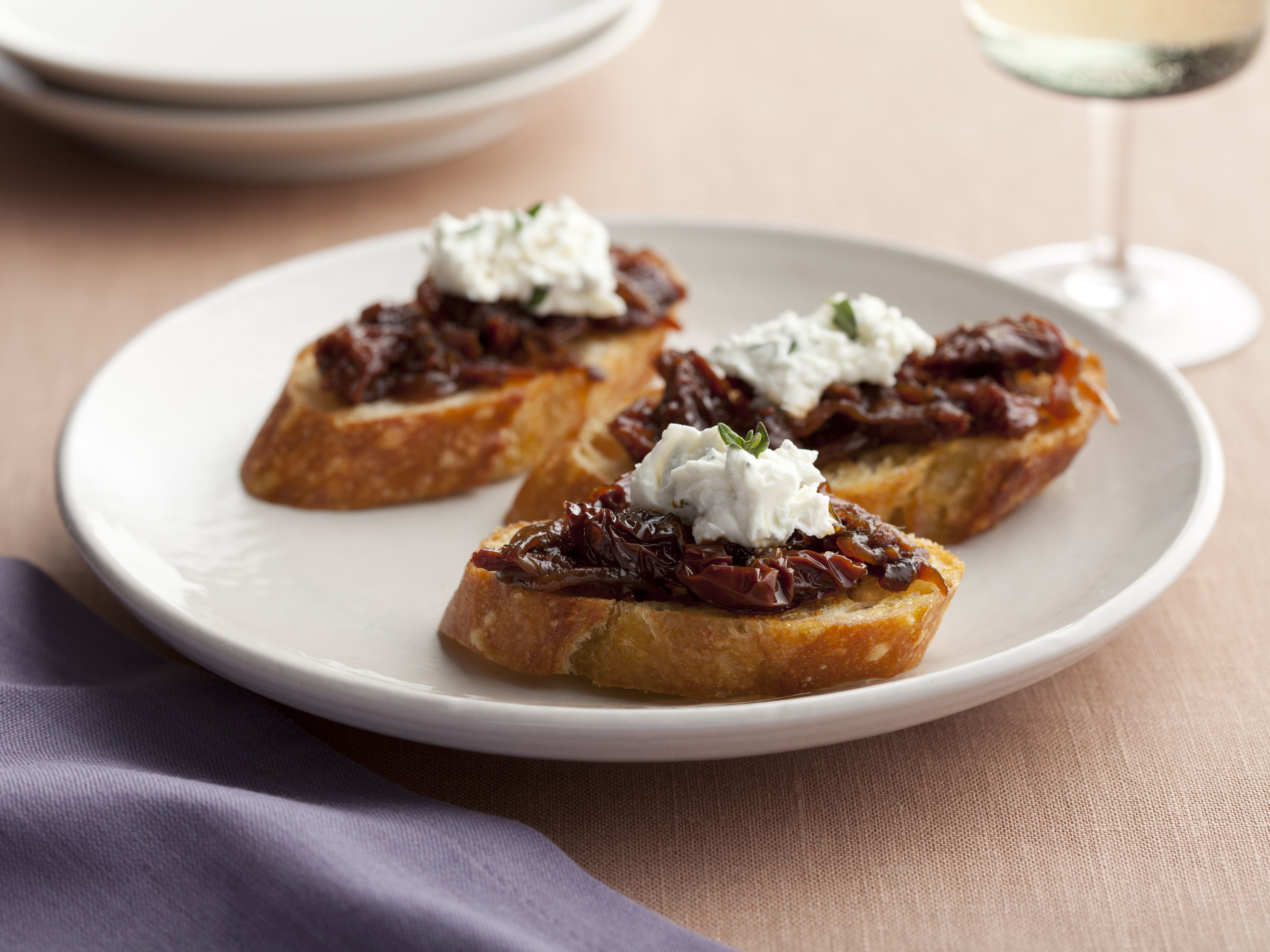 Food Network Thanksgiving Appetizers
 Crostini with Sun Dried Tomato Jam Recipe