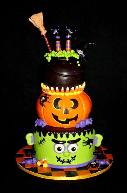 Fun Halloween Cakes
 Halloween Cake Ideas The Xerxes