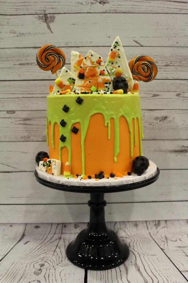 Fun Halloween Cakes
 Best 25 Witch cake ideas on Pinterest