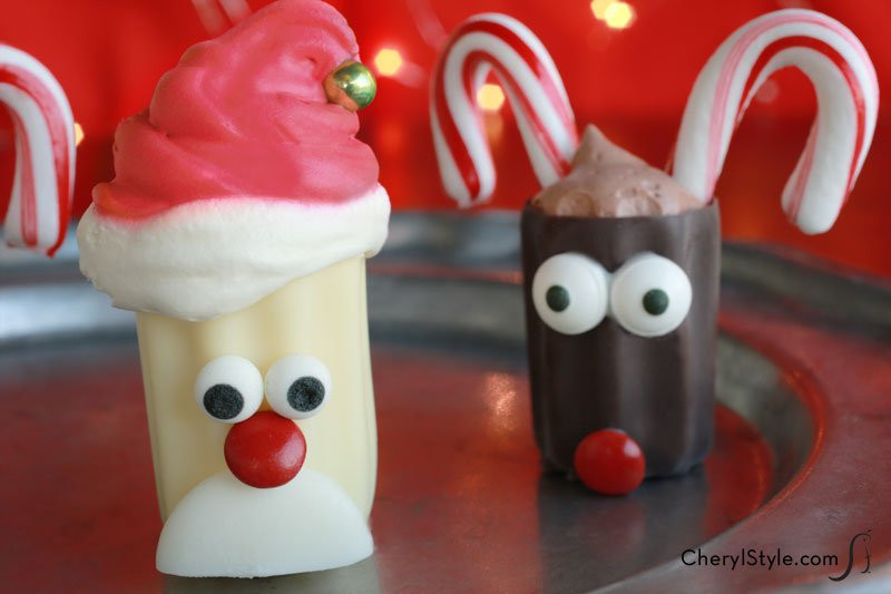 Funny Christmas Desserts
 No Bake Mini Santa Desserts Recipe