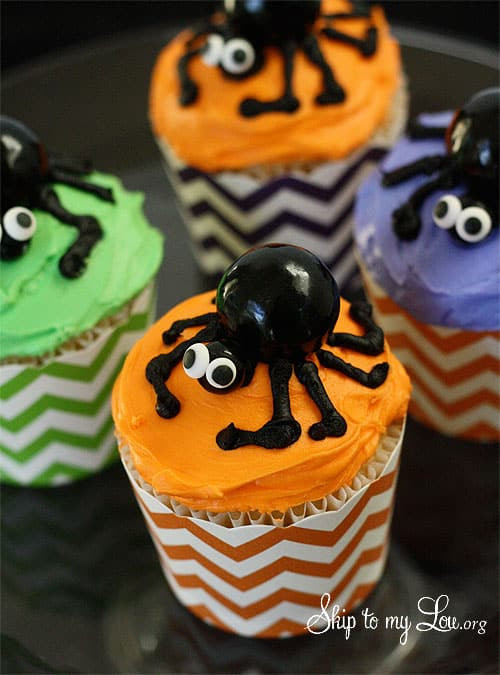 Funny Halloween Cupcakes
 Best Ever Spider Cupcakes in 4 Easy Steps