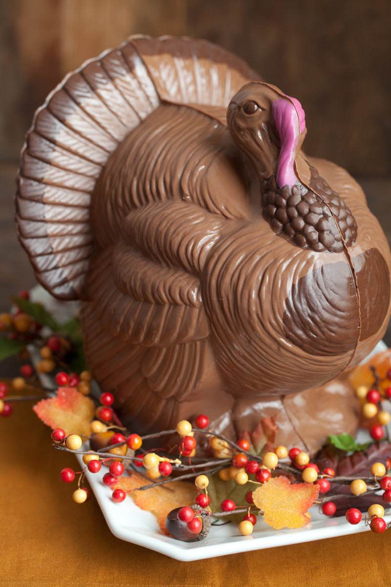 Giant Thanksgiving Dinners
 Giant Chocolate Turkey Thanksgiving Centerpiece The