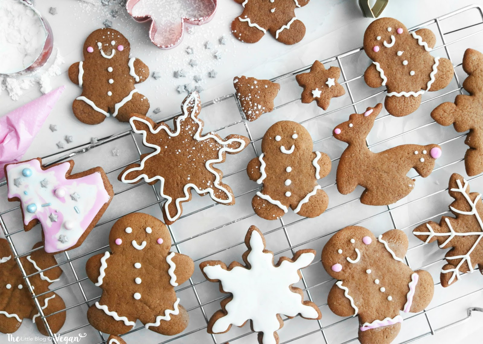 Gingerbread Christmas Cookies
 Vegan Christmas gingerbread cookies recipe