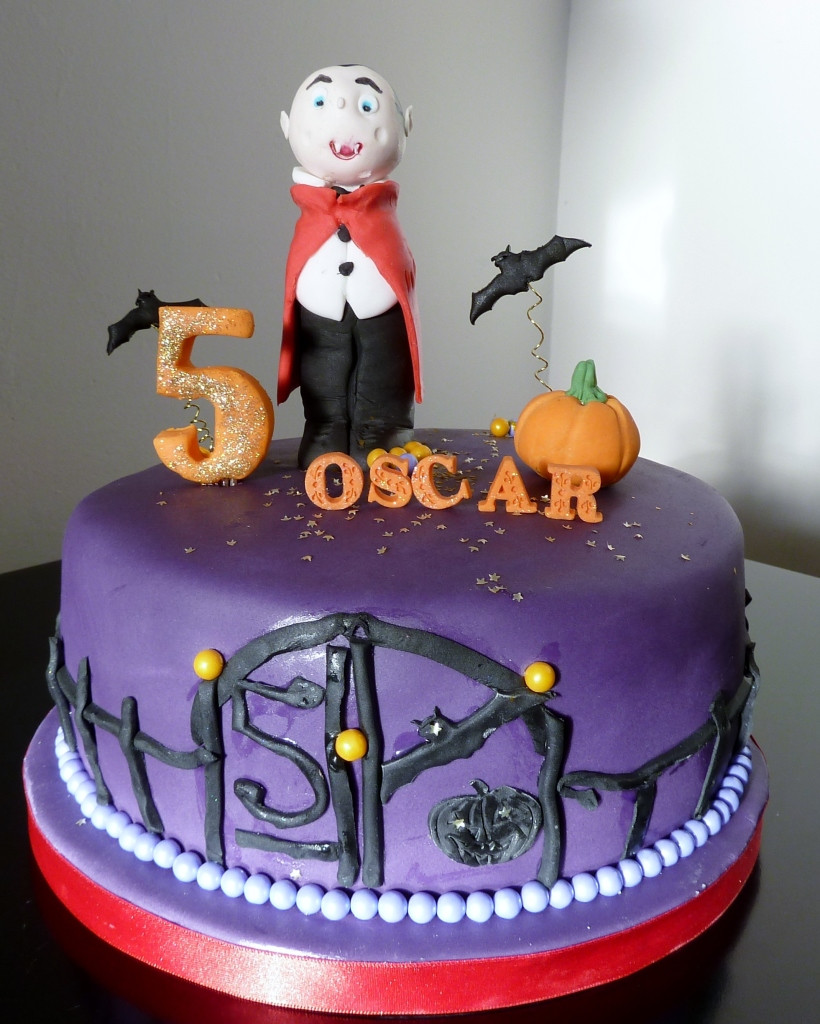 Halloween Birthday Cake Pictures
 Image Formats