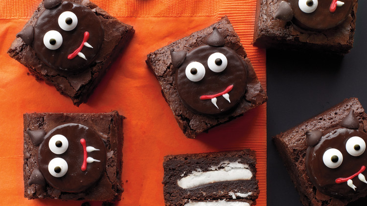 Halloween Brownies Ideas
 Scaredy Cat Brownies