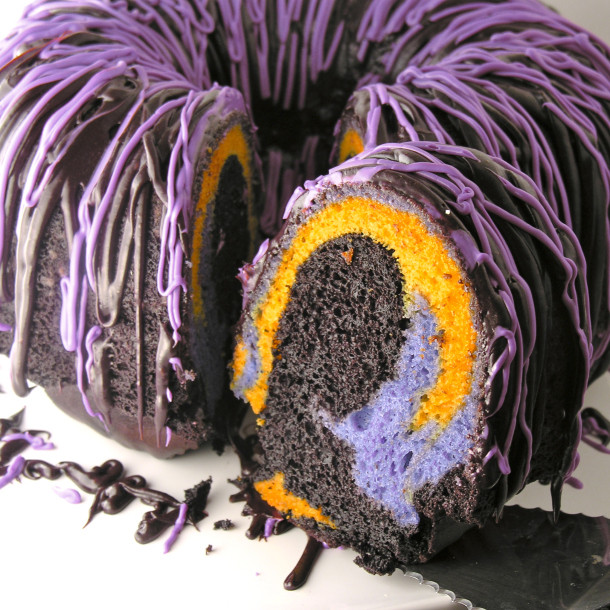 Halloween Bundt Cake
 Sugar Swings Serve Some Tri color Halloween Bundt Cake