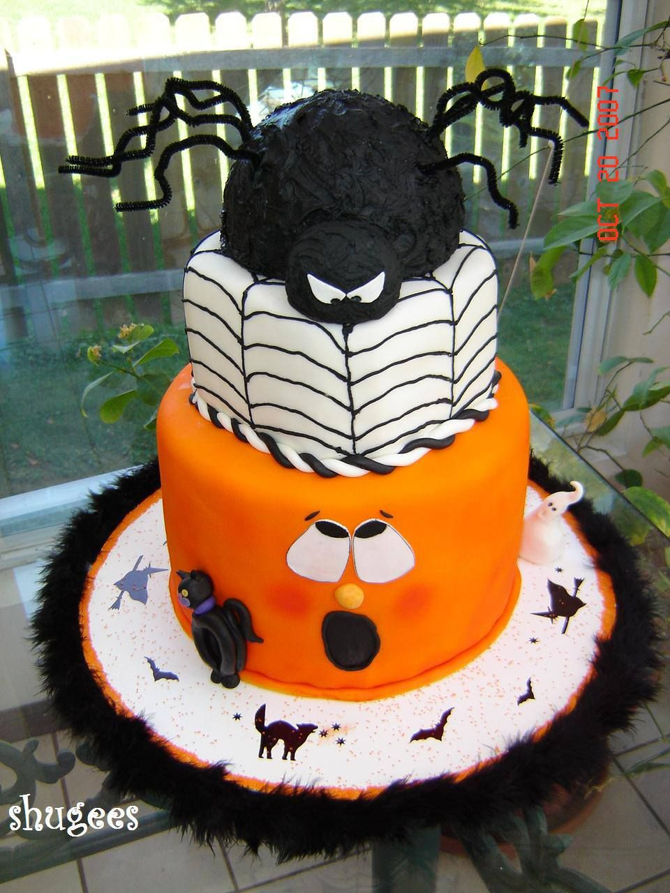 Halloween Cakes Pinterest
 SPOOKY Halloween Cake Ideas
