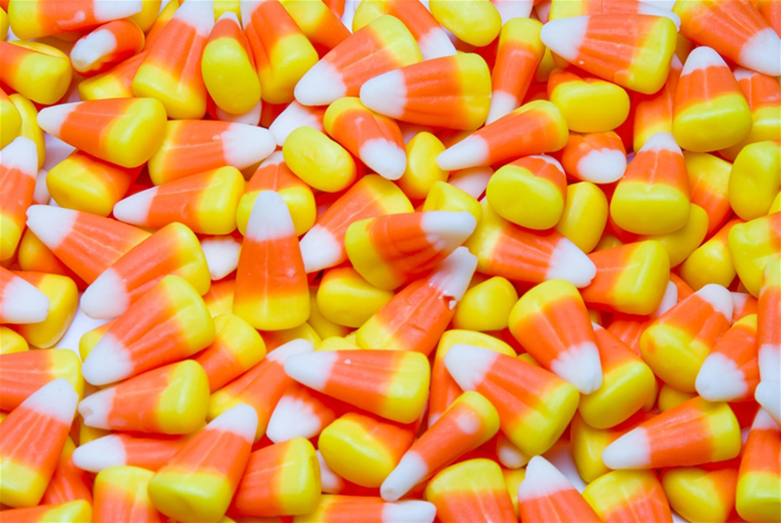 Halloween Candy Corn
 Nutritionists Rank Halloween Candy From Better to Worst