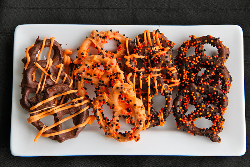 Halloween Chocolate Covered Pretzels
 the life of a wife October 2011