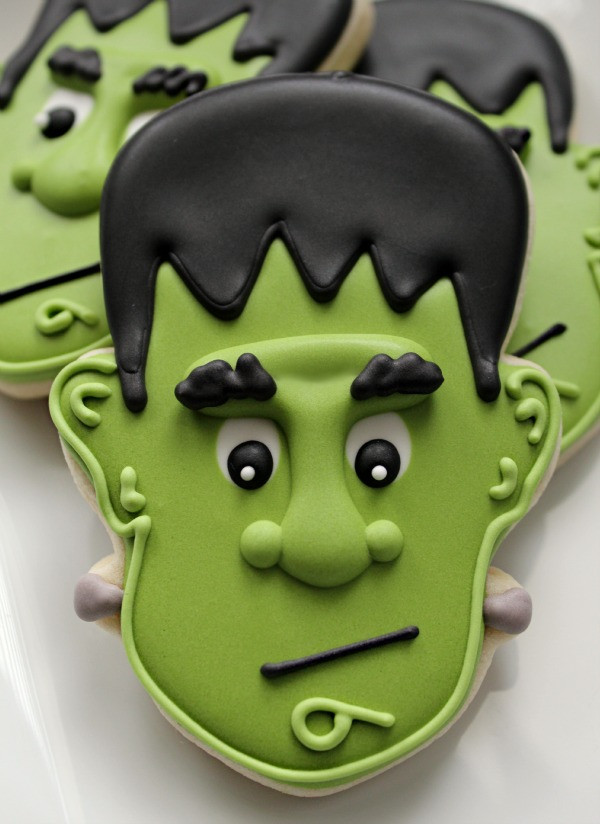 Halloween Cookies Royal Icing
 Bright and Spooky Halloween Green Icing – The Sweet