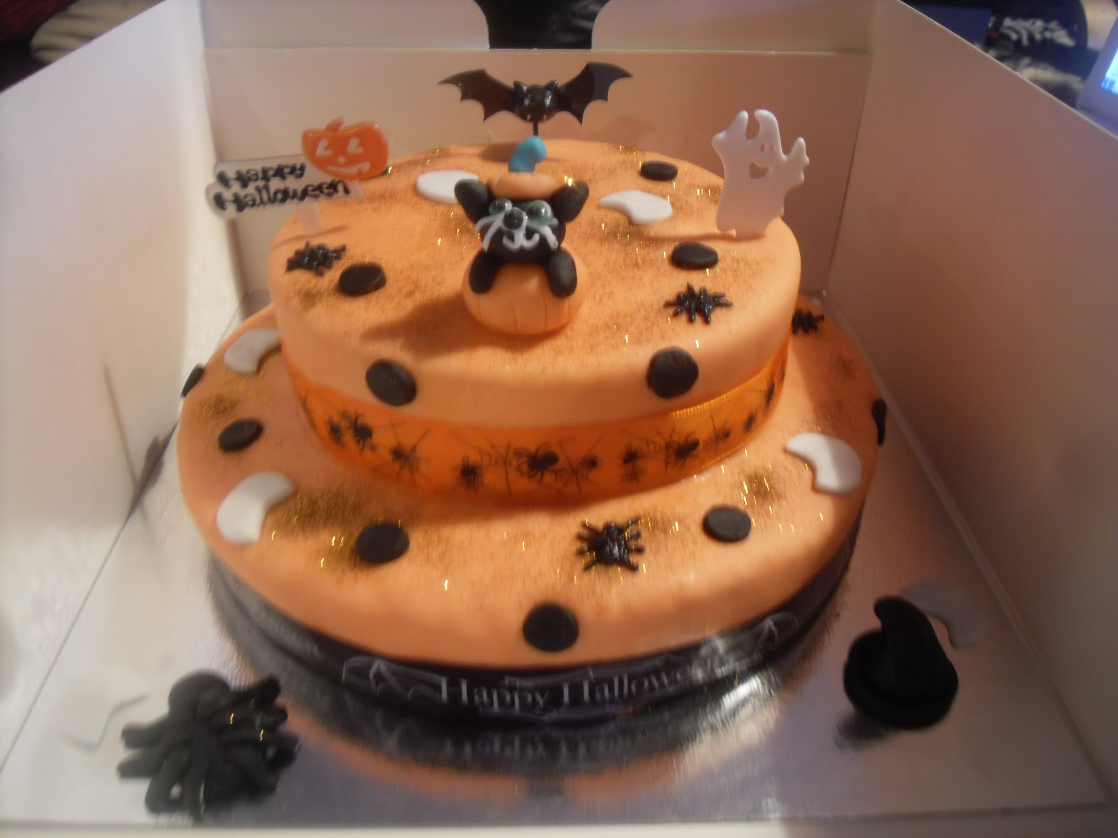 Halloween Cupcake Cakes
 HER Cakes Halloween Cake & Cupcake Review