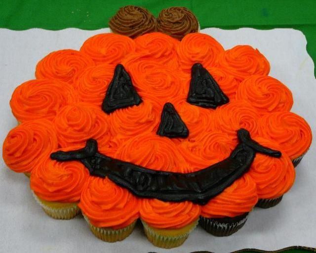 Halloween Cupcake Cakes
 25 best ideas about Halloween cupcakes decoration on