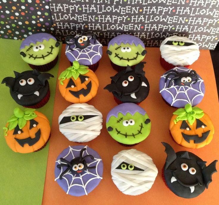 Halloween Cupcakes Toppers
 Best 25 Halloween cupcakes ideas on Pinterest