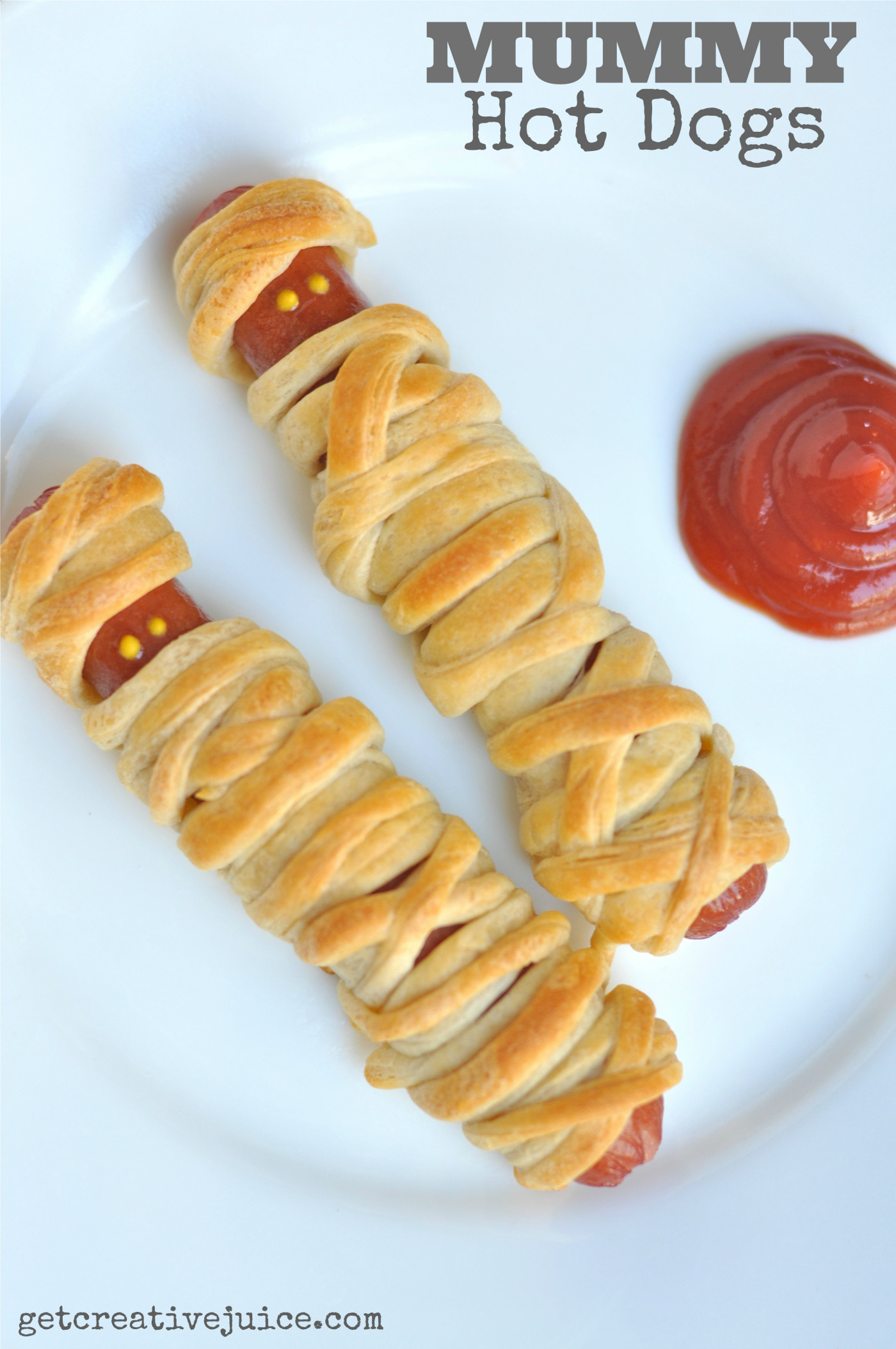 Halloween Hot Dogs
 Easy Halloween Mummy Hot Dogs for Kids