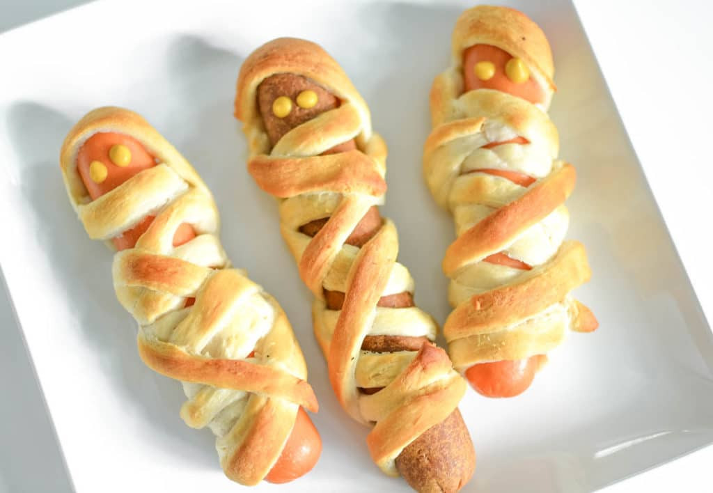 Halloween Hot Dogs
 Mummy Hot Dogs Recipe