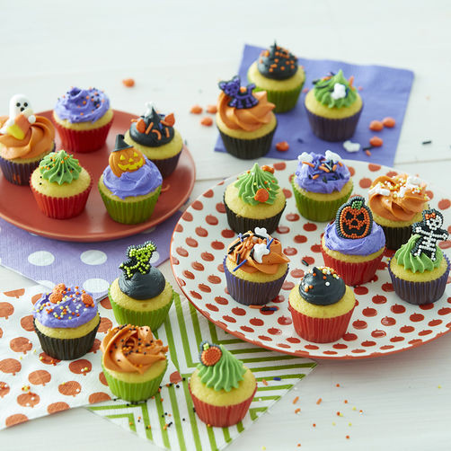 Halloween Mini Cupcakes
 18 Spooky Halloween Treats