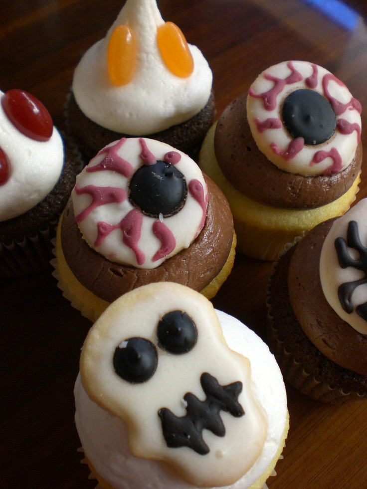 Halloween Mini Cupcakes
 10 best images about October Cupcakes on Pinterest