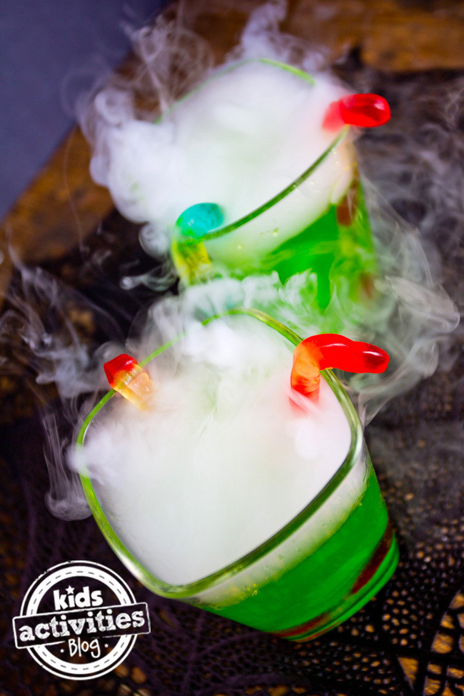 Halloween Party Drinks For Kids
 Halloween Party Drink Spooky Fog Drinks