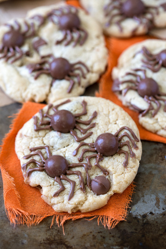 Halloween Spider Cookies
 Whopper Spider Cookies