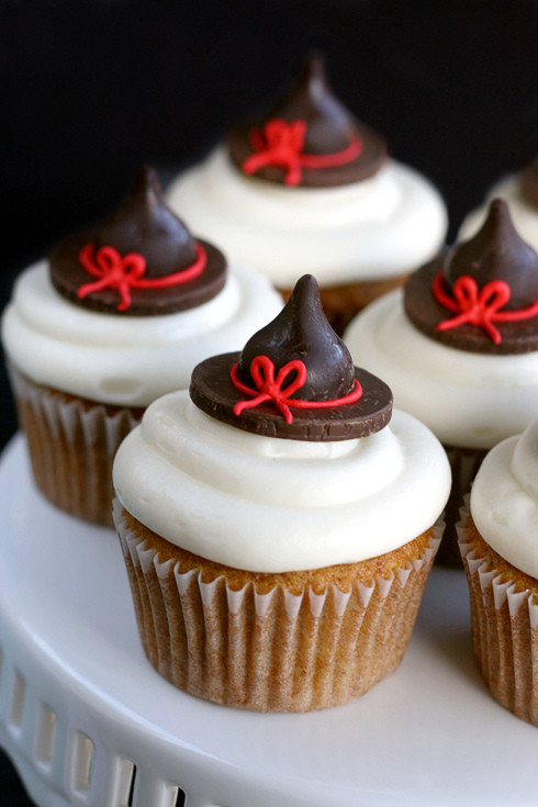 Halloween Witch Cupcakes
 Creative and Tasty Spooky Halloween Treat Recipes