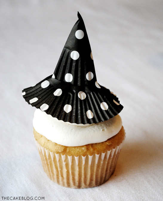 Halloween Witch Cupcakes
 DIY Cupcake Liner Witch Hats
