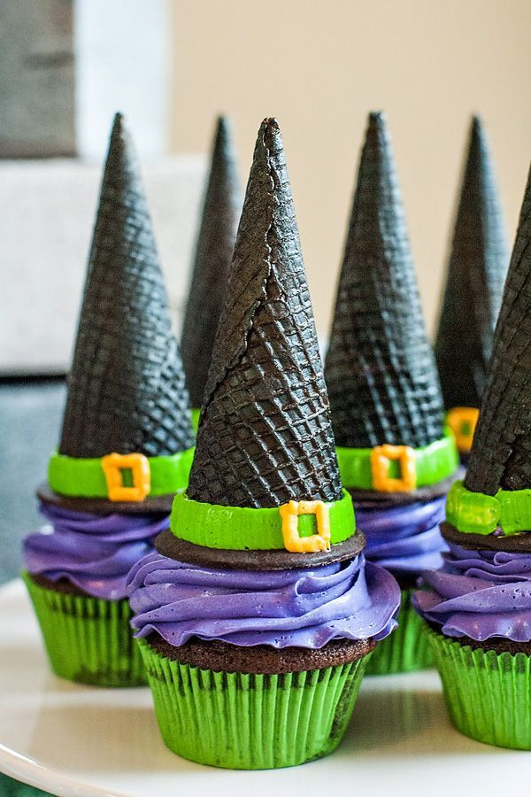 Halloween Witch Cupcakes
 Love these WitchHat cupcakes for my Halloween Party see