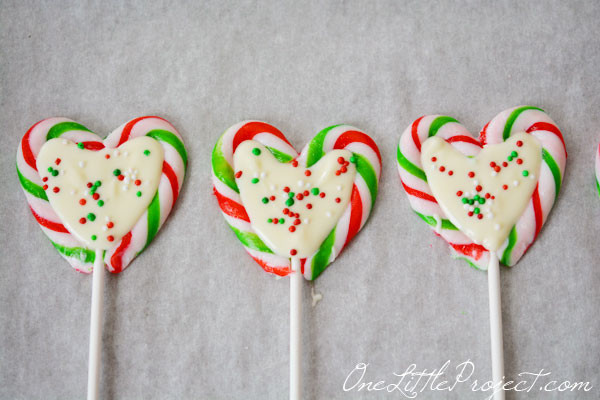 Heart Candy Christmas
 How to make candy cane hearts