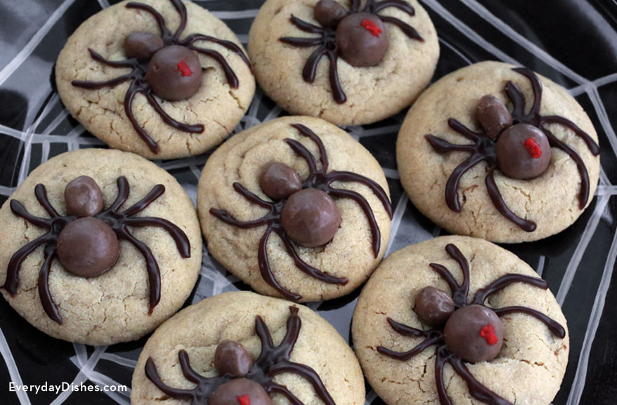 Home Made Halloween Cookies
 Easy and Fun Halloween Spider Cookies Recipe
