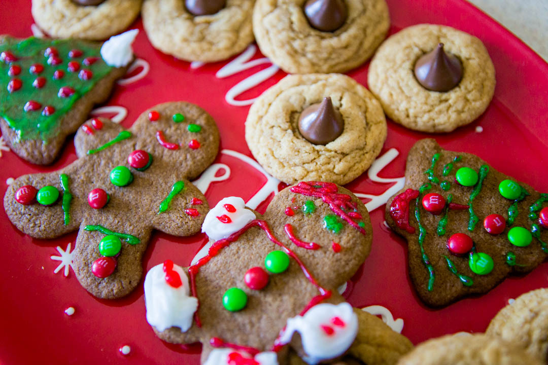 Homemade Christmas Cookies
 10 semi homemade Christmas cookies that will save your sanity