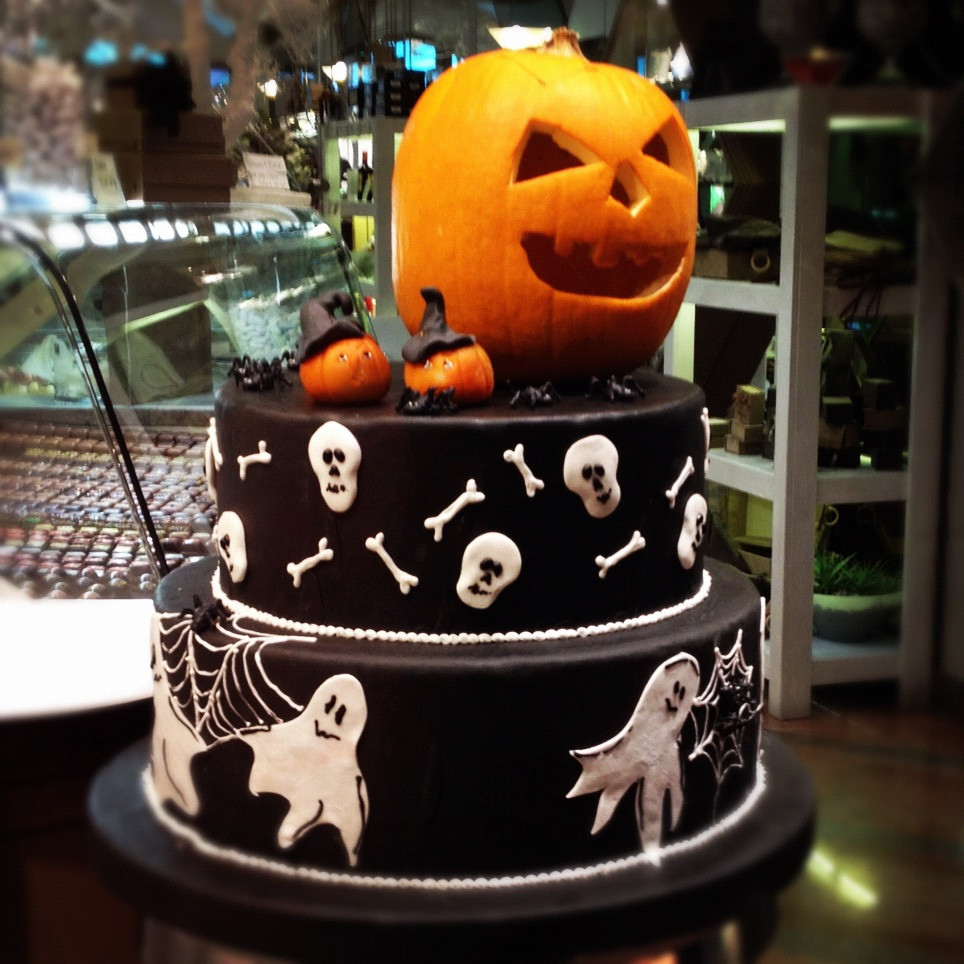 Images Of Halloween Cakes
 Halloween cake