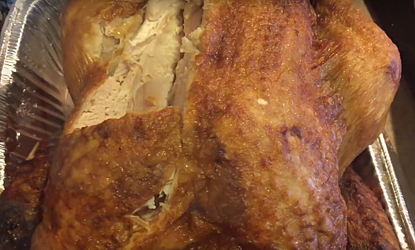 Kfc Fried Turkey For Thanksgiving
 KFC Cajun Deep Fried Turkey Meal Review [VIDEO]