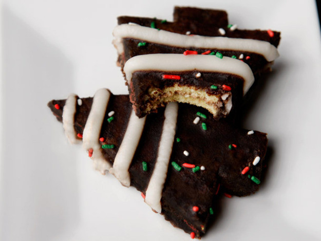 Little Debbies Christmas Tree Cakes
 Little Debbie Style Christmas Tree Cakes Recipe