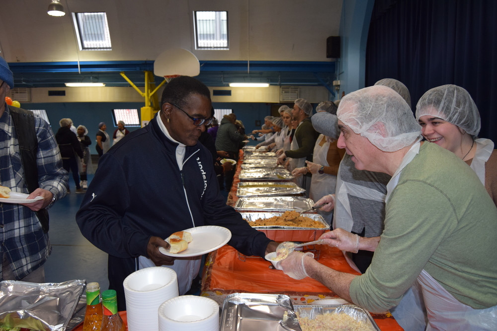 Martins Thanksgiving Dinners
 Free Thanksgiving Dinner St Martin of Tours Bronx NY