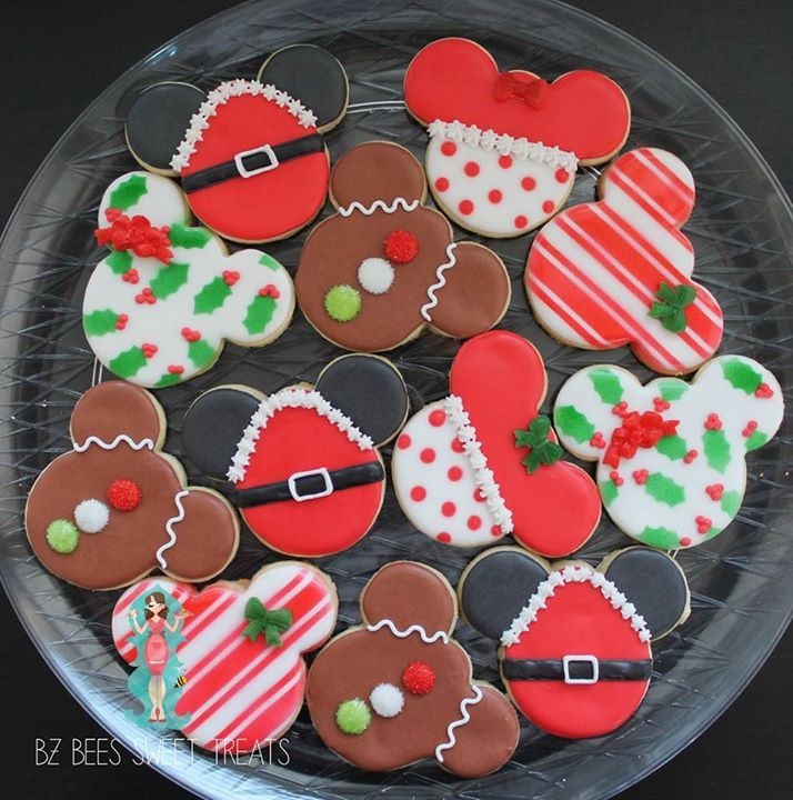 Mickey Christmas Cookies
 1000 ideas about Mickey Cakes on Pinterest