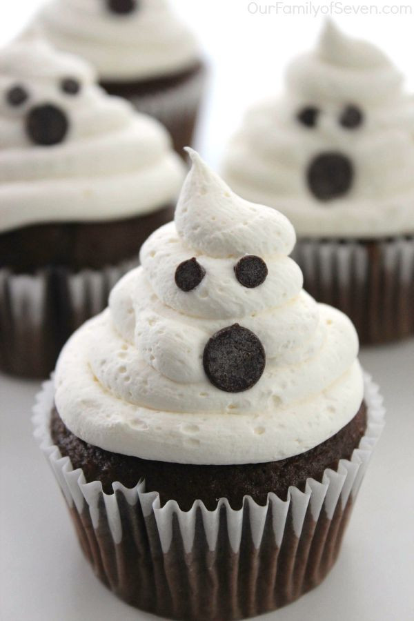 Mini Halloween Cupcakes
 Marshmallow Ghost Cupcakes OurFamilyofSeven