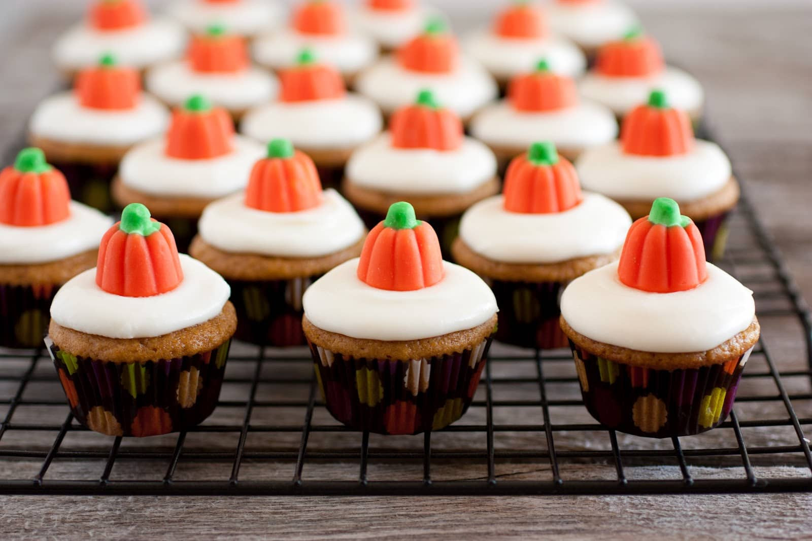 Mini Halloween Cupcakes
 Mini Pumpkin Cupcakes with Cream Cheese Frosting Cooking