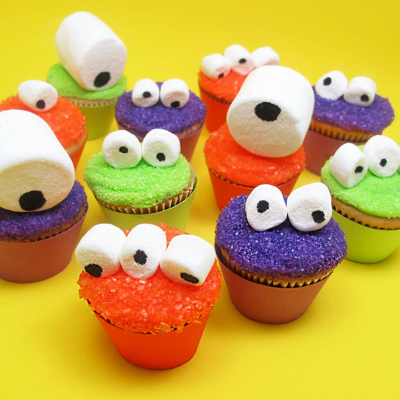 Mini Halloween Cupcakes
 mini monster cupcakes for an easy Halloween treat idea