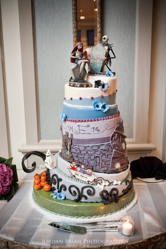 Nightmare Before Christmas Wedding Cakes
 Awesome wedding cake Inspired from The Nightmare Before