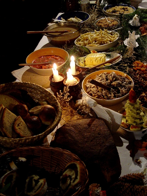 Polish Christmas Dinners
 Wigilia Christmas Eve in Poland – Lamus Dworski