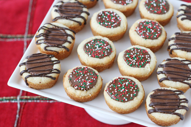 Quick And Easy Christmas Cookies
 Quick and Easy Christmas Treats – Glorious Treats