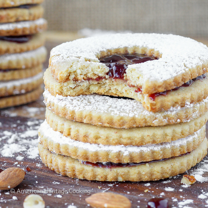 Raspberry Christmas Cookies
 Traditional Raspberry Linzer Cookies Christmas Cookies