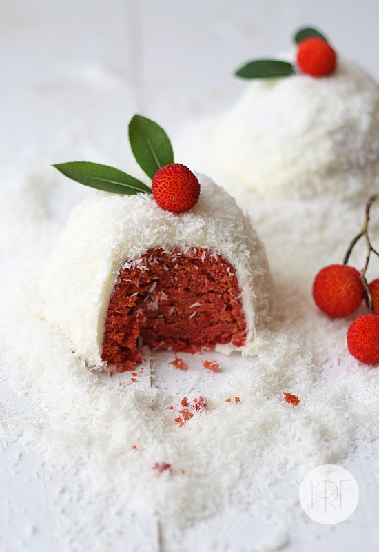 Red Velvet Christmas Cake
 30 Sweet and Pretty Christmas Dessert Recipes
