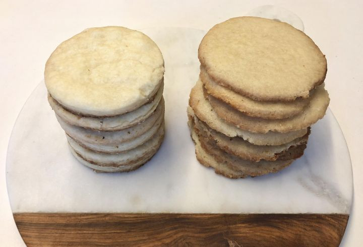 Ree Drummond Christmas Cookies
 Pioneer Woman Shortbread Cookies Vs Ina Garten
